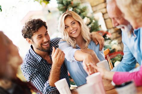 Tipps für eine perfekte Verlobungsfeier: Ideen, Dekoration und Planung