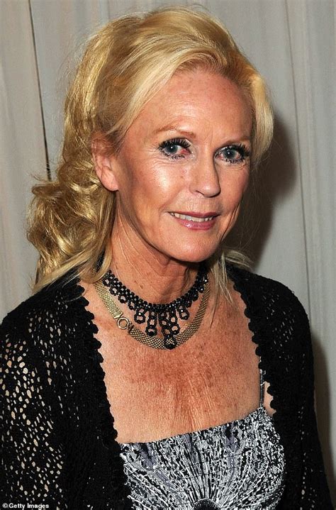 Veronica Carlson Death Reason