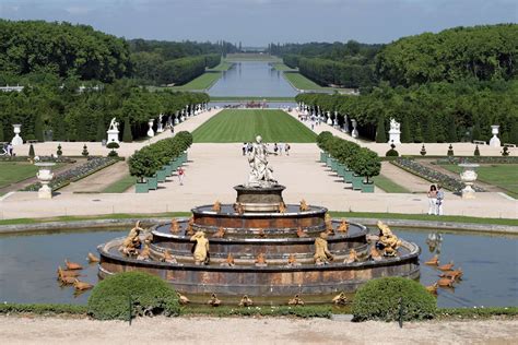 Versailles Fountain