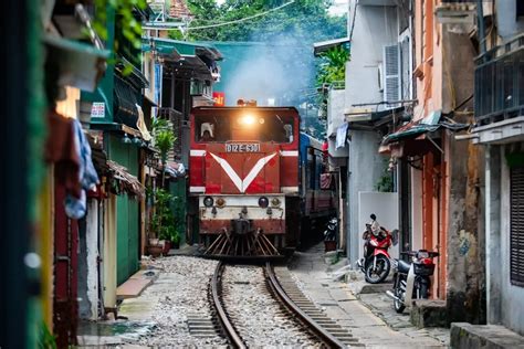 Vietnam Train