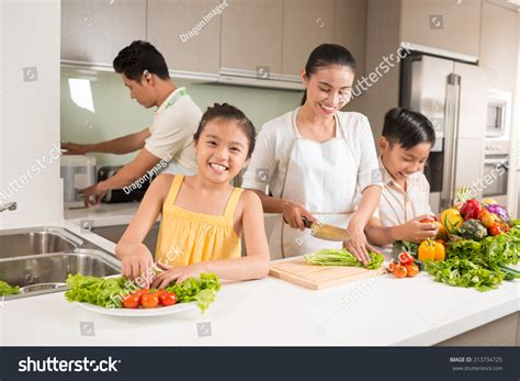 Vietnamese Family Cooking