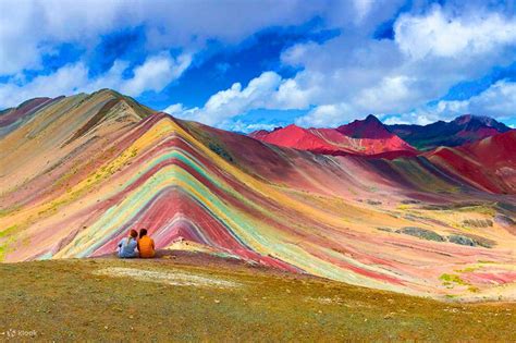 Views Rainbow Mountain