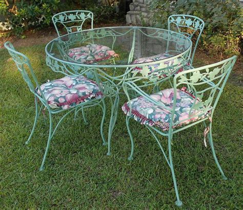 Vintage wrought iron white garden patio table 4 chairs ivy