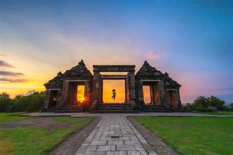 Visiting Ratu Boko