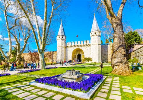 Visiting Topkapi Palace Tips