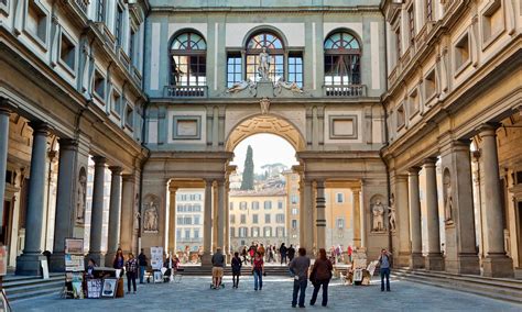 Visiting Uffizi Gallery
