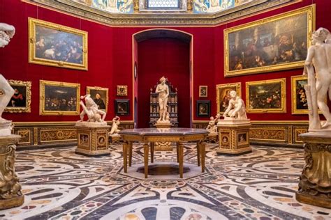 Visiting Uffizi Gallery Tips