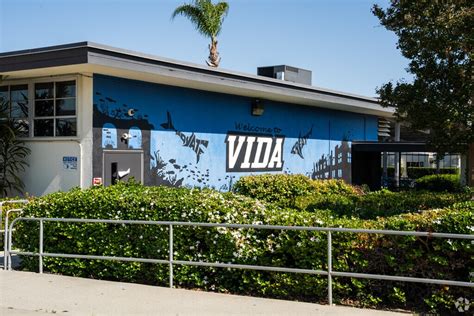 Experience Creative Excellence at Vista Innovation and Design Academy: Providing High-Quality Education with Cutting-Edge Design and Innovation!