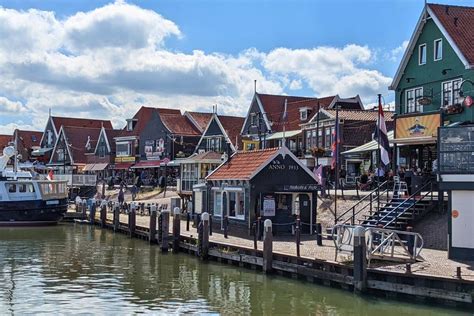 Volendam harbor