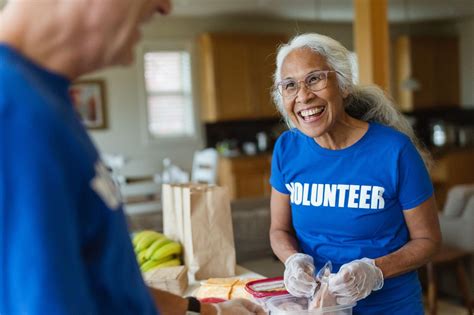 Volunteer Programs To Help Seniors