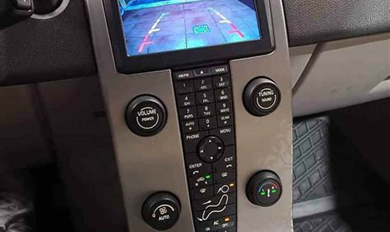 Volvo C30 Radio Upgrade