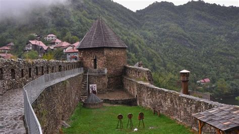 Vranduk Fortress