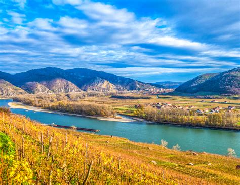 Wachau Valley Tour: Bus and Boat Trip Review from Vienna