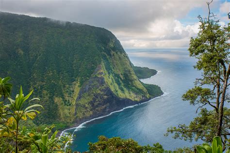 Waipio Valley Trail