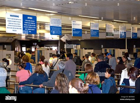 Unlock the Secrets of Swiftly Passing Through Tijuana Port of Entry's Waiting Time with These Expert Tips