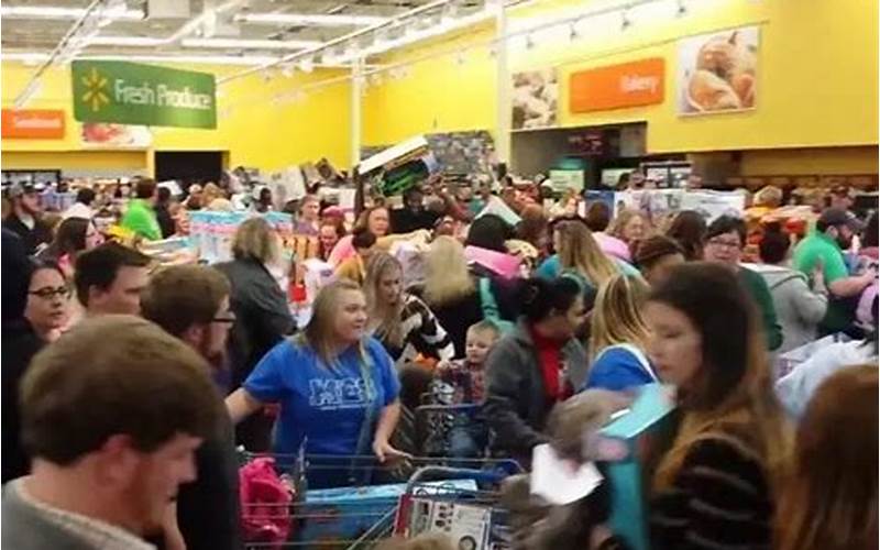 Walmart Fighting Over Sales