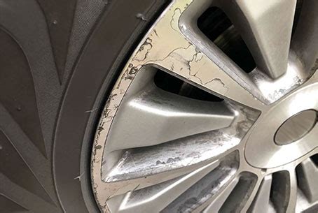Warning Signs of Damaged Alloy Wheels