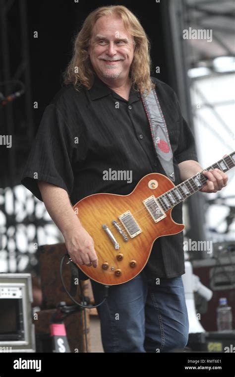 Warren Haynes smiling