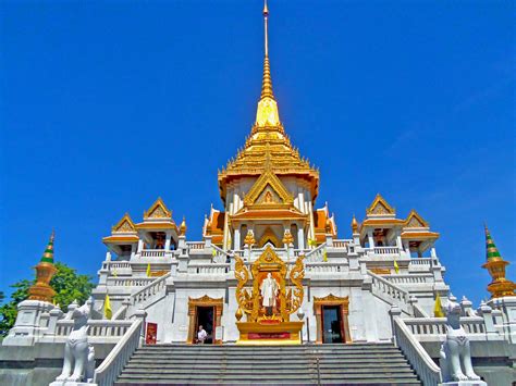 Wat Traimit Bangkok