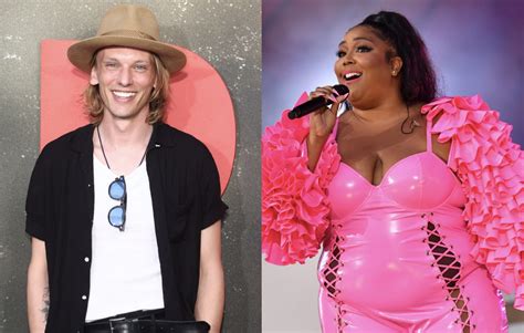 Enchanting Encounter: Jamie Campbell Bower Delights Fans as he Recites Lizzo's Lyrics in Stranger Things-Inspired Performance