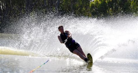 Waterskiing Guide