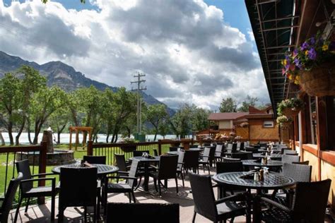 Waterton Restaurant View