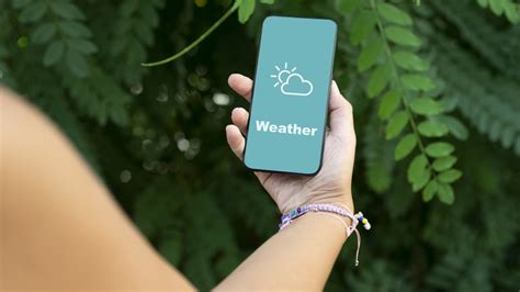 Major Glitch: Users Report Weather App Fails to Adjust Time - Resolve the Issue Now!