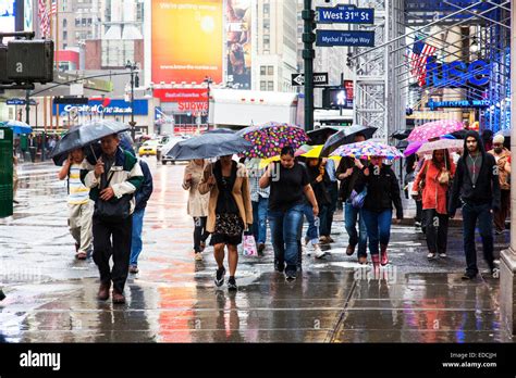 Unleashing the Wonders of Manhattan's Weather: A Comprehensive Guide to NYC's Climate