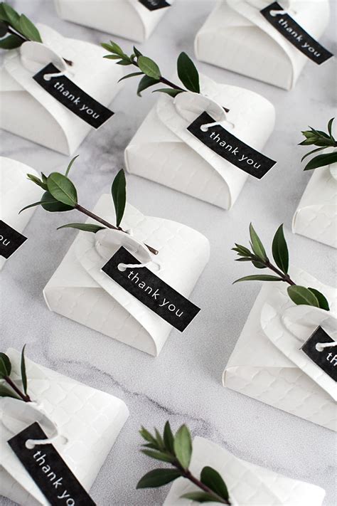 9 Unique Wedding Favor Packaging Ideas eBay