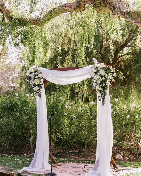 Say 'I Do' in Style with These Beautiful Wedding Altar Ideas for Your Big Day