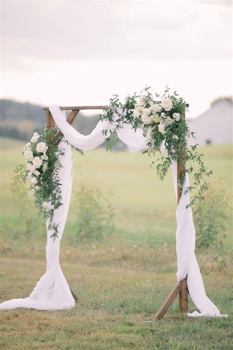 Beautiful and Elegant Wedding Arbors to Elevate your Ceremony