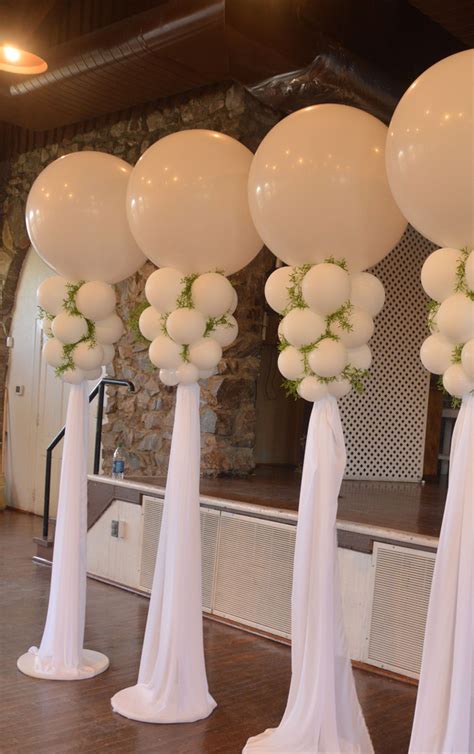 Enchanting and Affordable Wedding Balloon Decor Ideas