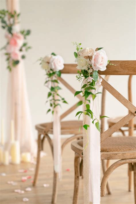 10 Creative Wedding Chair Decorations That Will Impress Your Guests