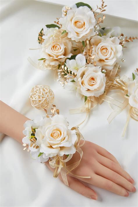 Stunning Wedding Corsages: Elevate your Bridal Ensemble with Beautiful Floral Accents