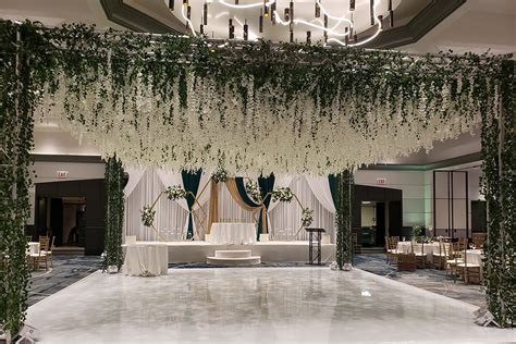 Best Wedding Decor Near Me for Your Dream Wedding!