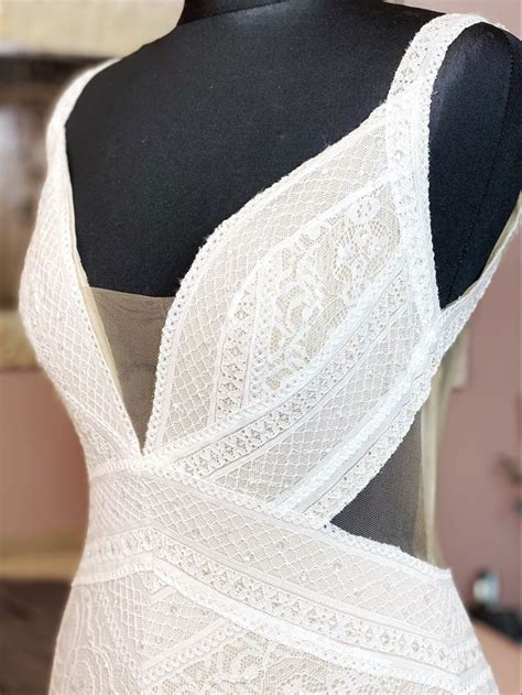 Say goodbye to the dreaded wedding dress predicament with these comfortable and stylish strap solutions.