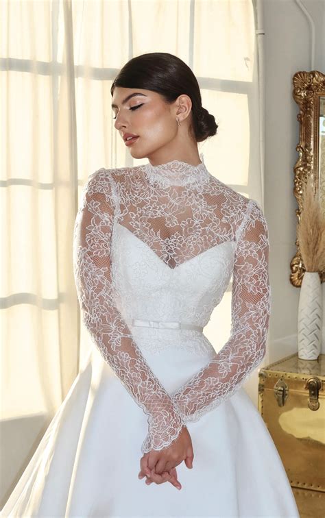 Say 'I Do' to Elegance and Charm - Discover our Stunning Wedding Dress Toppers in the UK Now!