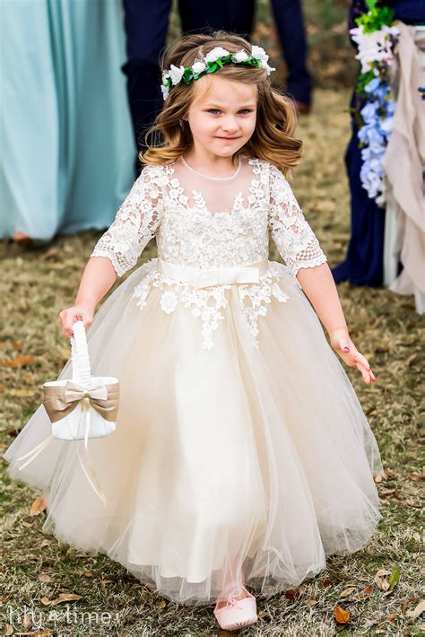 Wedding Dresses Girl