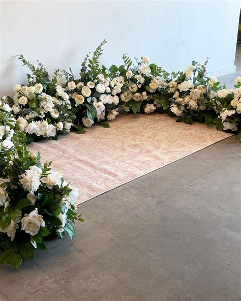 Rent Stunning Wedding Flowers for Your Big Day: Affordable and Elegant Solutions