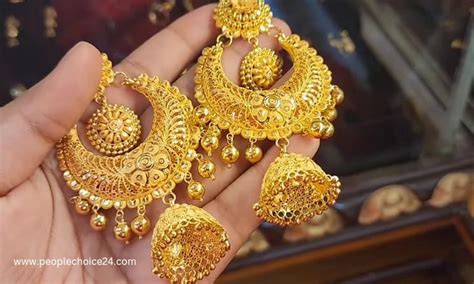 Sparkle and Shine on Your Special Day with Exquisite Wedding Gold Earrings for the Bride!