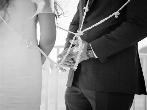 Symbolize Your Unbreakable Love with a Beautiful Wedding Lasso - Complete Guide to Choosing the Perfect One for Your Big Day