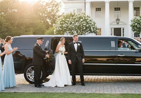 Make Your Big Day Sparkle with the Ultimate Wedding Limo Service in Houston - Arrive in Style and Create Lifelong Memories