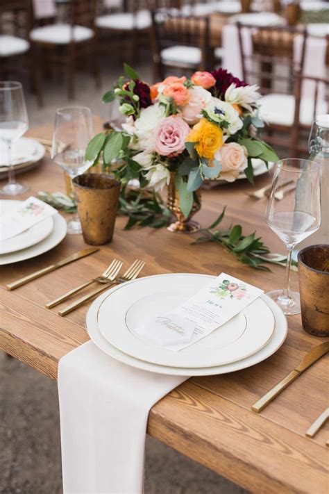 10 Elegant Wedding Napkin Folds to Impress Your Guests: A Comprehensive Guide
