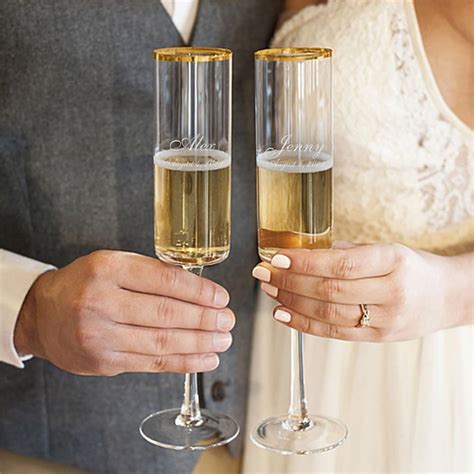 Raise a Toast of Eternal Love with our Bespoke Wedding Toasting Flutes!