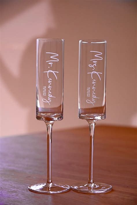 Forever Yours: Celebrate love with engraved wedding toasting flutes