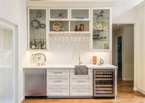 Wet Bar Dining Room Design