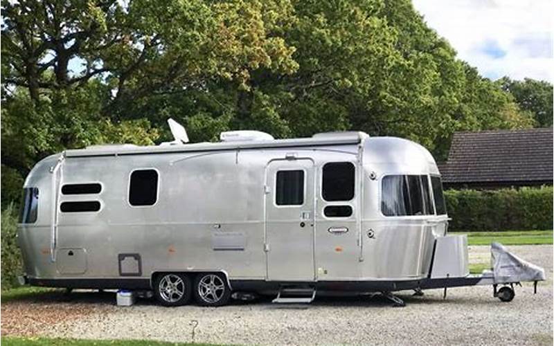 What Is A Travel Trailer