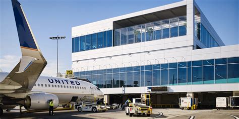 What Terminal is United Airlines at LAX?