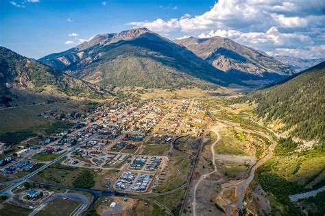 What is the Average Elevation of Silverton Colorado?
