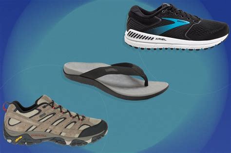 What is the best type of shoe for people with flat feet?